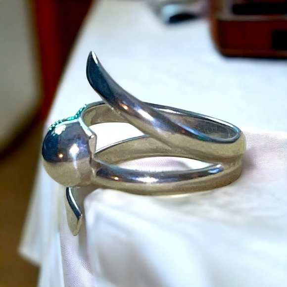 .950 Fine Sterling Silver Modernist Ring - Picture 4 of 5